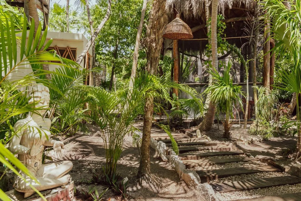 Yaxchen Tulum Cabanas & Cenote